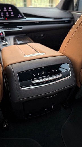 Cadillac Escalade 2023