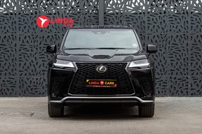 Lexus LX 700h 2025