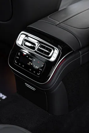 Mercedes-Benz S-Class 63 AMG S 2023