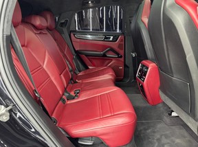 Porsche Cayenne GTS Coupé 2021