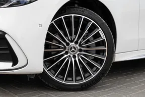 Mercedes-Benz C-Class 260 L 2024