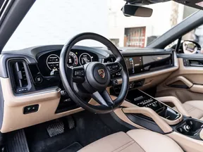 Porsche Cayenne 2024