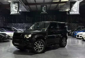 Land Rover Defender 2023