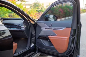 BMW 7 Series 735 2023