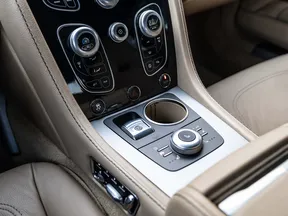 Aston Martin Rapide 2017