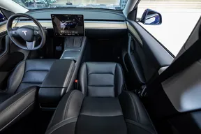 Tesla Model Y Long Range 2023