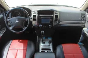 Mitsubishi Pajero / Shogun / Montero 2016