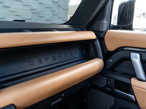 Land Rover Defender 110 2024