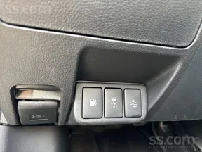 Toyota Avensis 2016