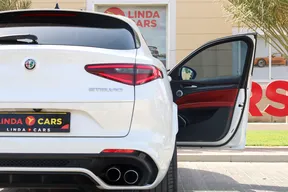 Alfa Romeo Stelvio Quadrifoglio 2019