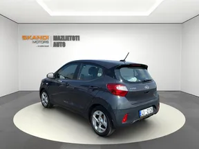 Hyundai i10 2021