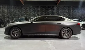 BMW 5 Series 520 2025