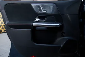 Mercedes-Benz GLA 200 2021