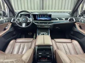 BMW X7 40 2025