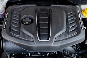 Jeep Grand Wagoneer 2023