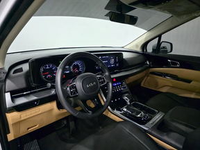 Kia Carnival / Sedona 2023