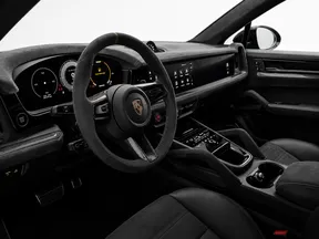 Porsche Cayenne Turbo GT 2025