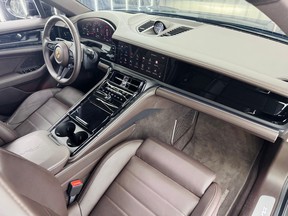 Porsche Panamera 4 2025