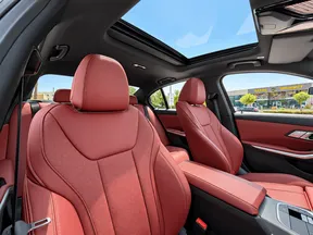 BMW 3 Series 318 2025