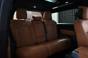 Land Rover Defender 90 2024