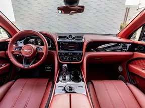 Bentley Bentayga 2023