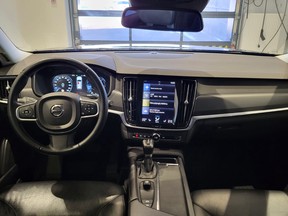 Volvo V90 D4 2017