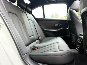 BMW 3 Series 330 2020