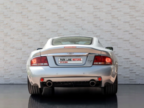 Aston Martin Vanquish S 2005