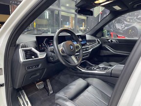 BMW X7 40i 2024