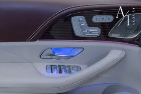 Mercedes-Benz Maybach GLS 600 2023