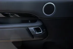 Land Rover Discovery 2019