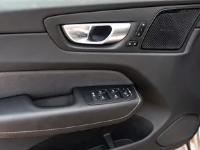 Volvo XC60 2024