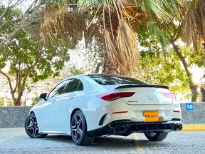 Mercedes-Benz CLA 35 AMG 2021