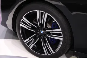 BMW 7 Series 740 2026