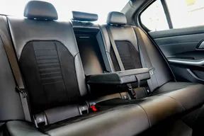 BMW 3 Series 320 2021