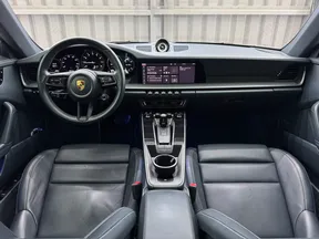 Porsche 911 Carrera 2021