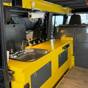 Land Rover Defender 110 2015