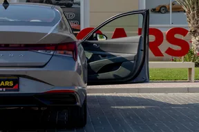 Hyundai Elantra / Avante 2023