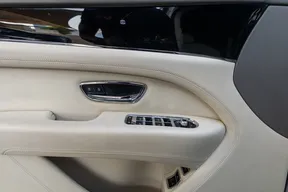 Bentley Bentayga 2022