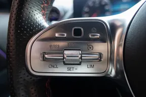 Mercedes-Benz GLA 200 2021