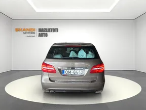 Mercedes-Benz B-Class 180 2012