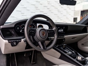 Porsche 911 Carrera 4 GTS 2023