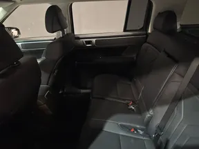 Hyundai Santa Fe 2025