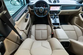 Porsche Macan 2025