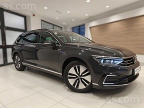 Volkswagen Passat GTE 2021