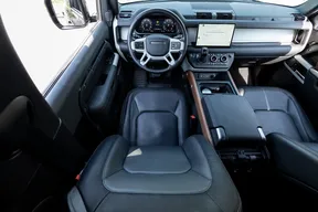 Land Rover Defender 90 2024