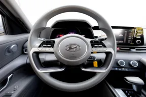 Hyundai Elantra / Avante 2023
