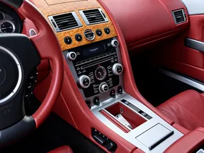 Aston Martin DB9 2010