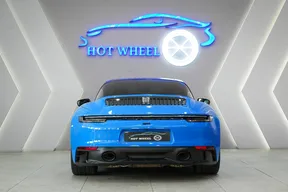 Porsche 911 Targa 4 GTS 2024