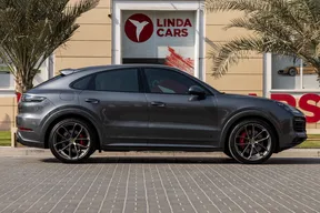 Porsche Cayenne GTS Coupé 2021